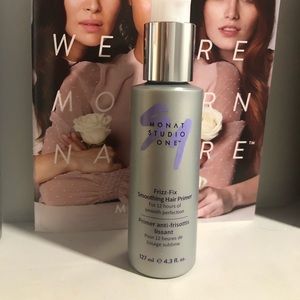 Monat Frizz-Fix Smoothing Hair Primer
